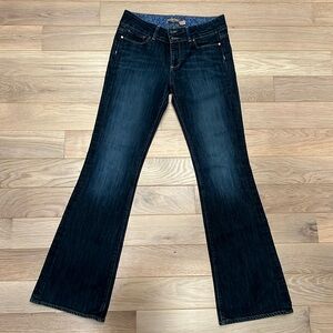 Paige premium denim vintage (but barely worn) hidden hills dark wash Jeans 29